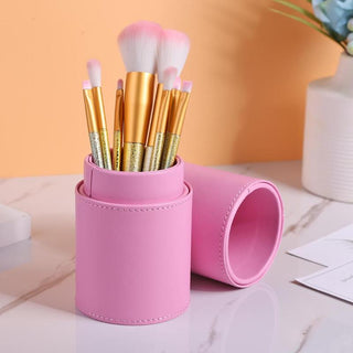 Nail pen holder